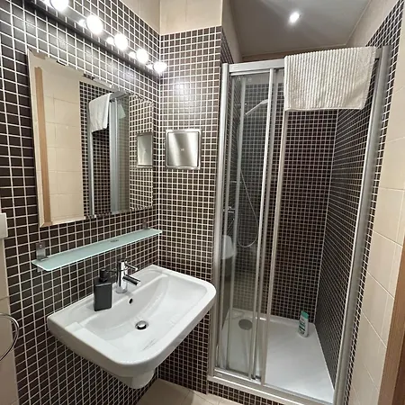 Vip Petrska 25