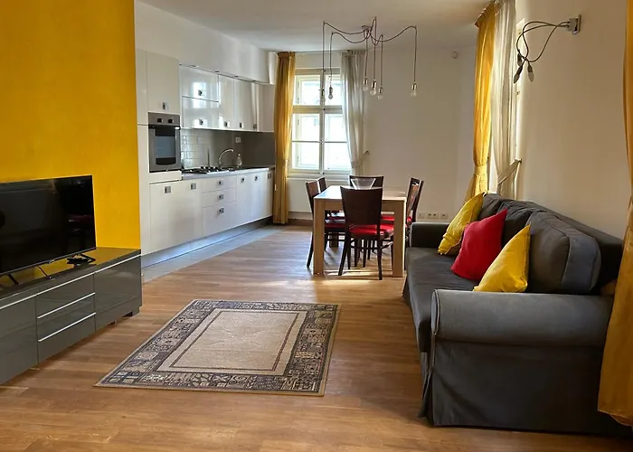 Vip Petrska 25