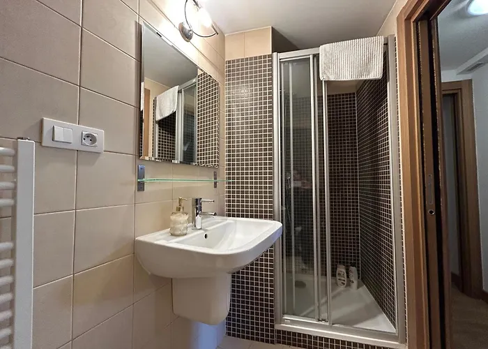 Apartment Vip Petrska 25 *